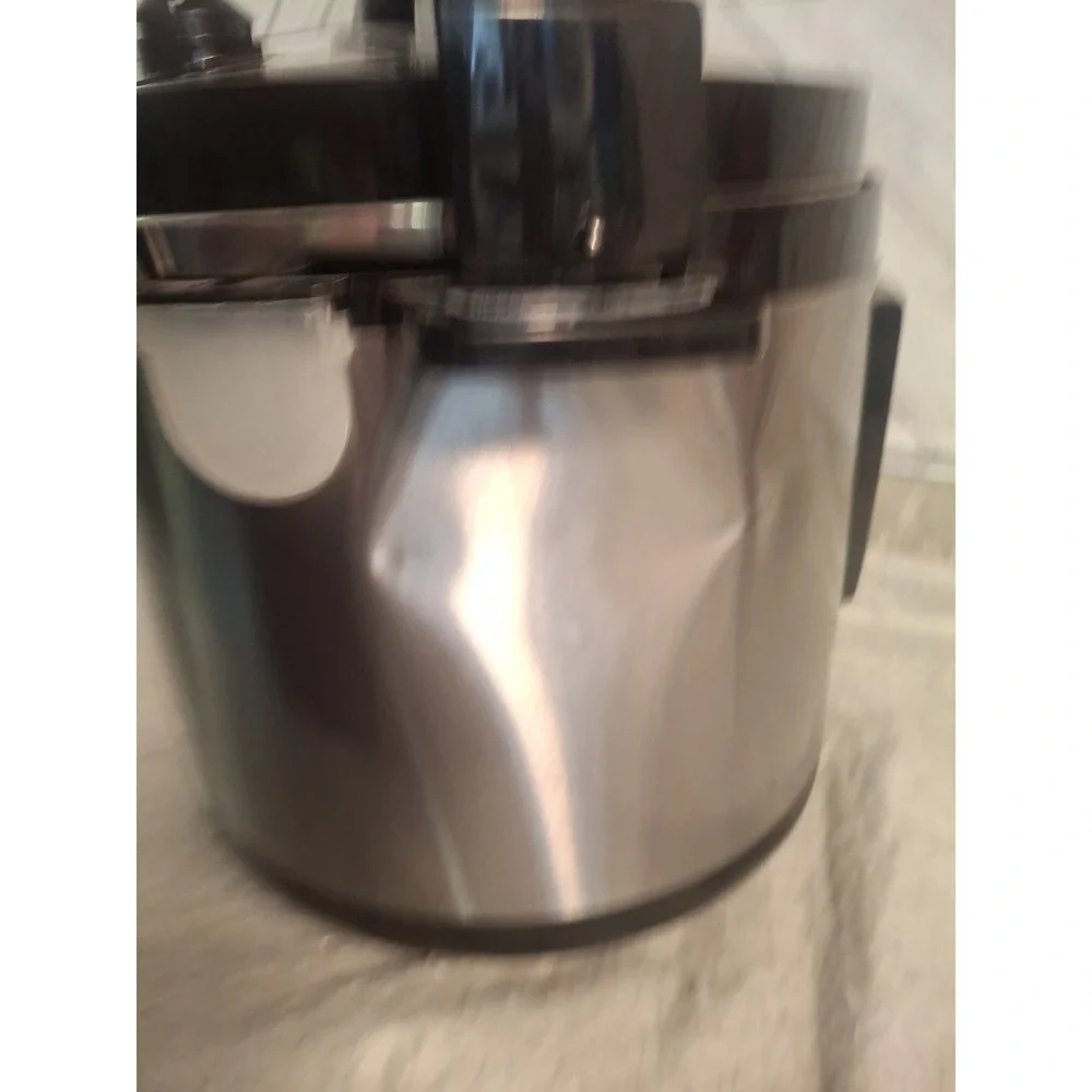 Power Cooker Plus 8 Quart Electric Pressure Cooker PPC780P Stainless Steel DENT